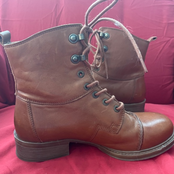Ten Points leather lace up boots size 7.5 or euro 38 - Picture 2 of 5